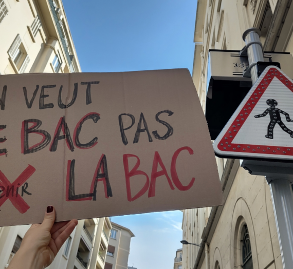 Violence policière, racisme, validisme et adultisme : soutien au mouvement lycéen
